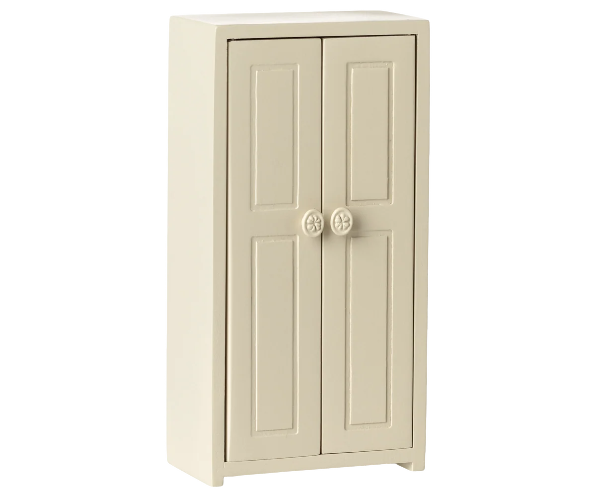 Closet Mouse- Cream