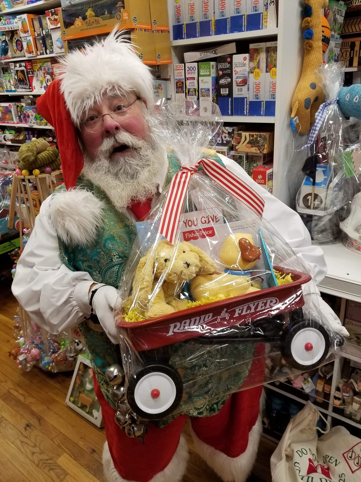 5:20 pm SANTA-HUNTINGTON , December 7