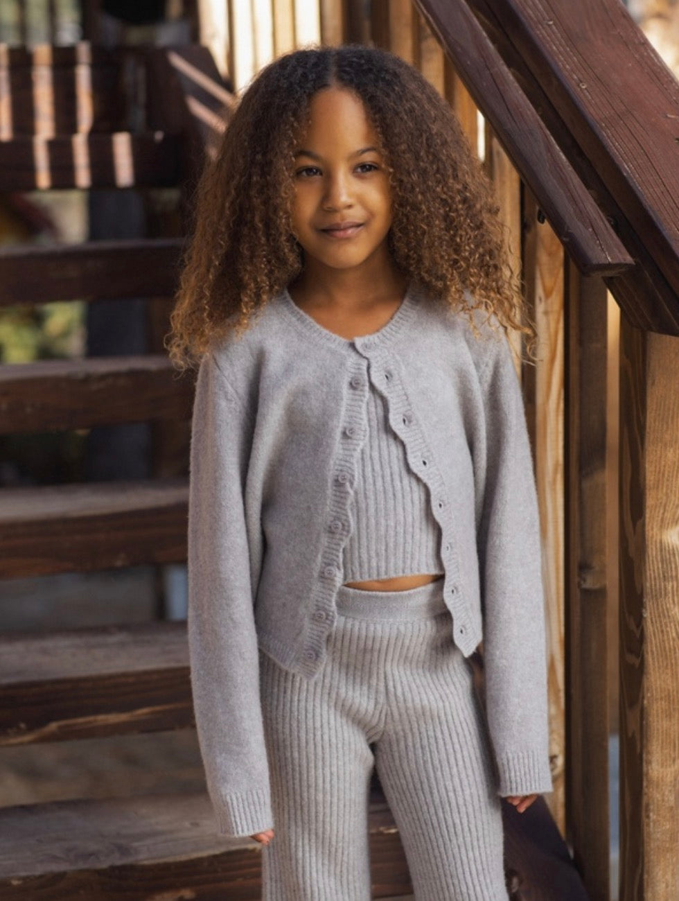SCALLOP CARDIGAN DUSTY-BLUE