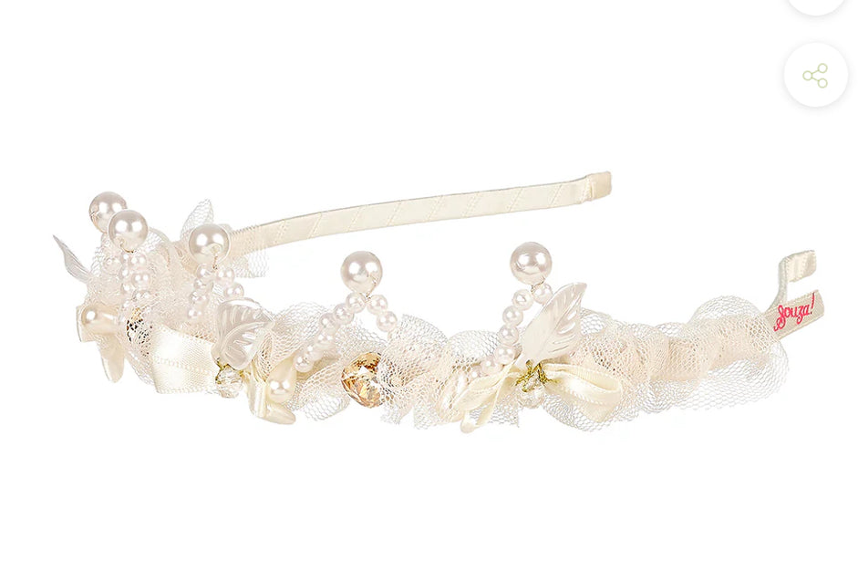 Tiara pearls off white