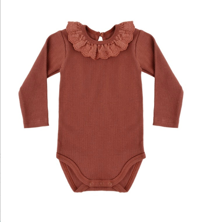 RUFFLE COLLAR BODYSUIT REDWOOD