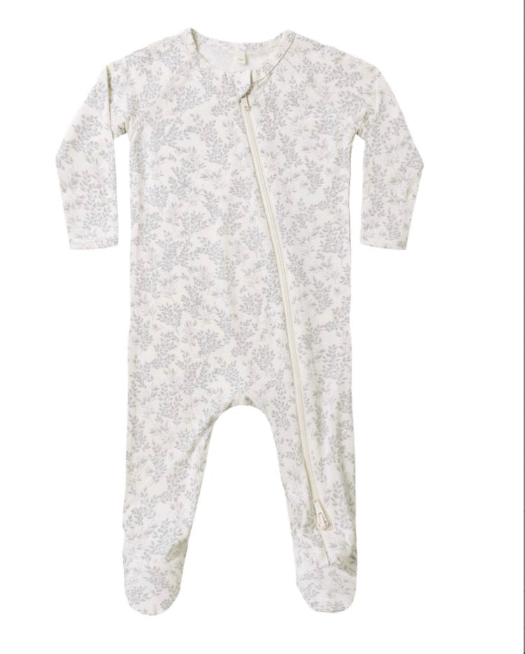 BAMBOO ZIP FOOTIE CLOUD FLORAL