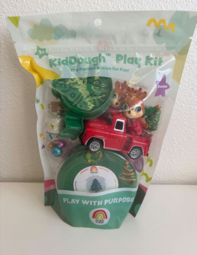 Trim a Tree KidDough Play Kit
