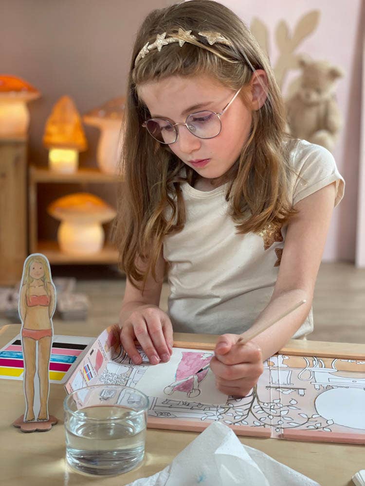 Magnetic Art Dress-Up