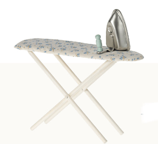 Maileg Iron and ironing board - Einstein's Attic