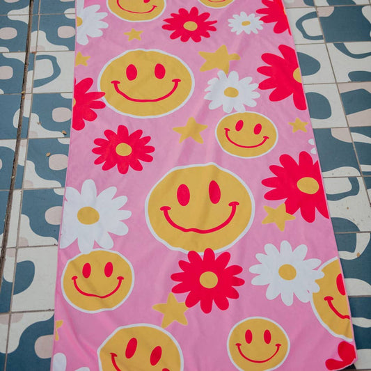 Red Flower Happy Face Quick Dry Pool Towel: Hot Pink