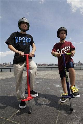 NSG Pogo Stick Grom: Red