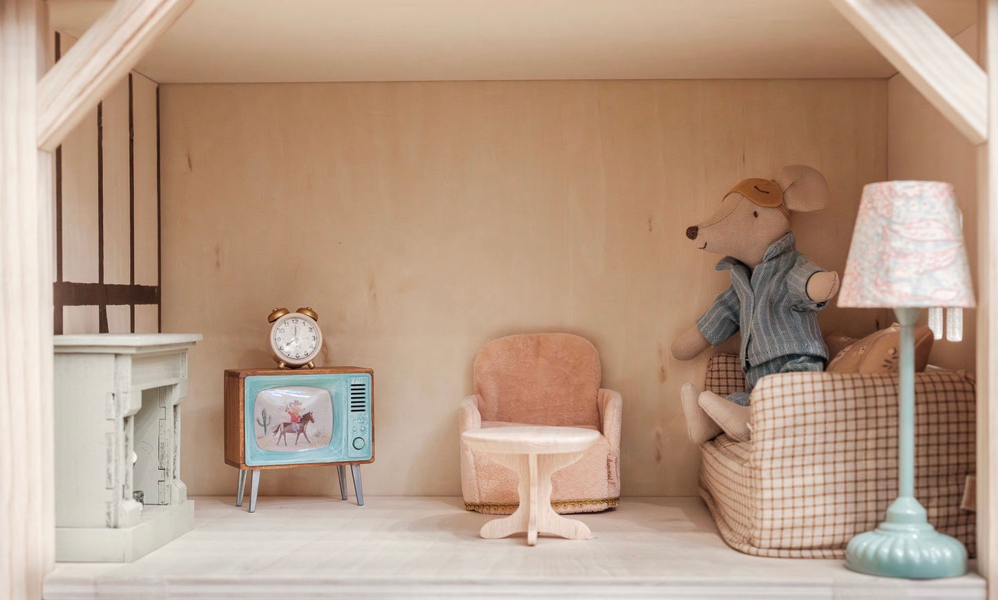 Maileg Mouse whole  Farmhouse Fully Furnished +Surprise Gift