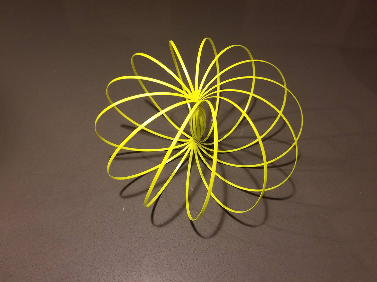 Glozi Glow in the Dark Glowing Yellow