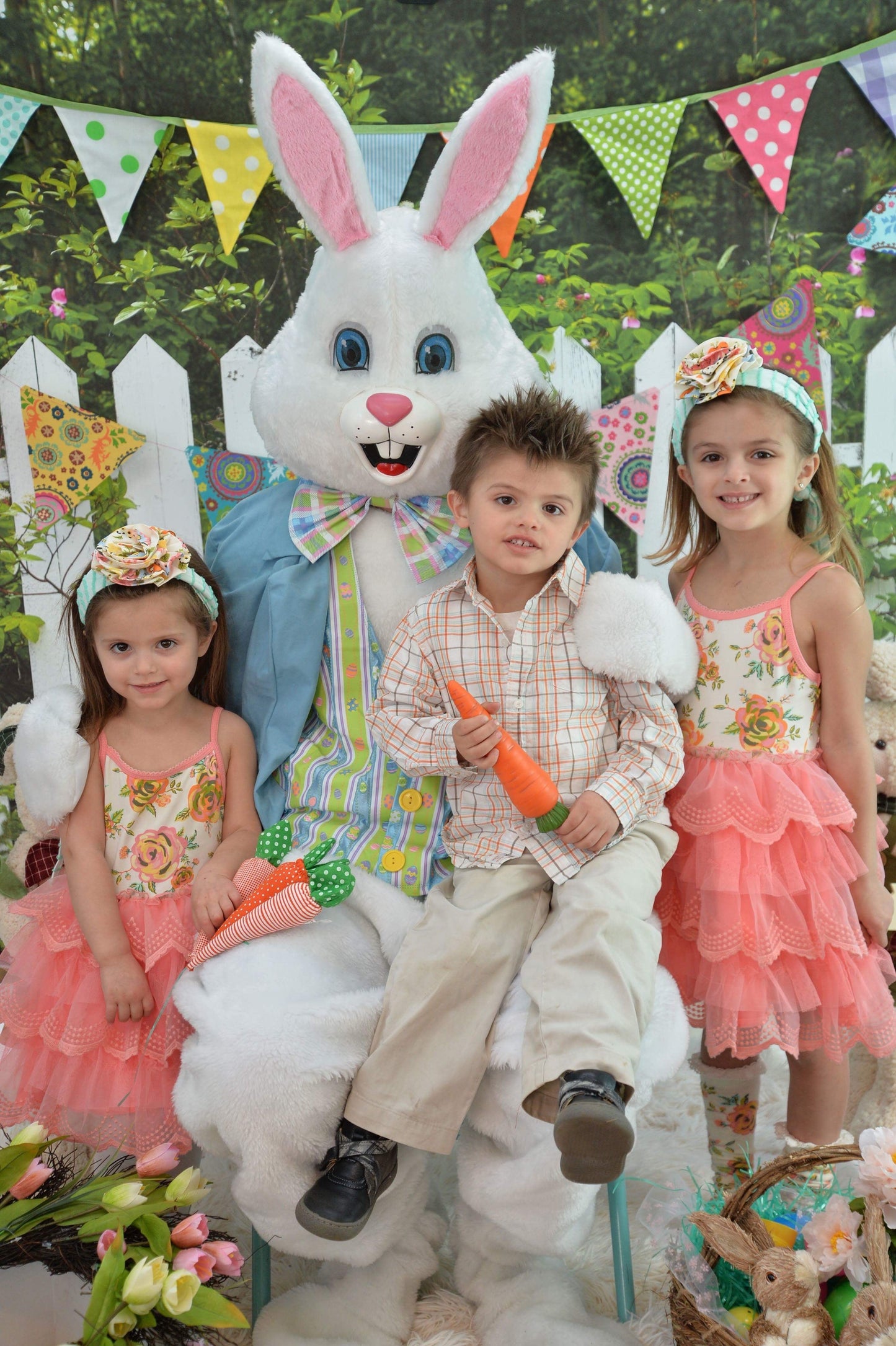 1:00 Easter Bunny Experience HUNTINGTON, Sunday April 13