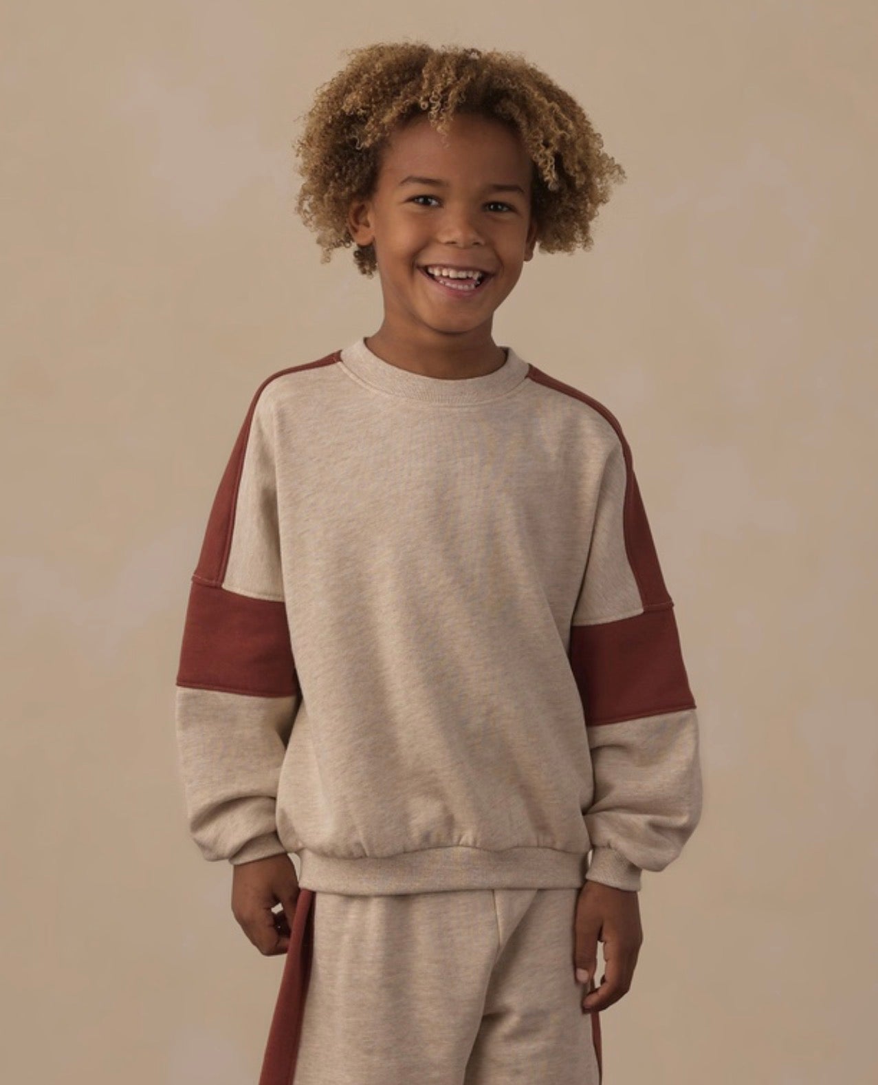 RYLAN SWEATSHIRT HEATHERED ASH