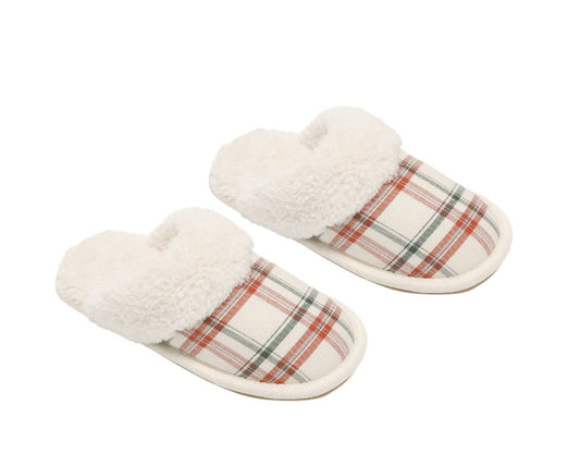 HOLIDAY FLANNEL SLIPPERS