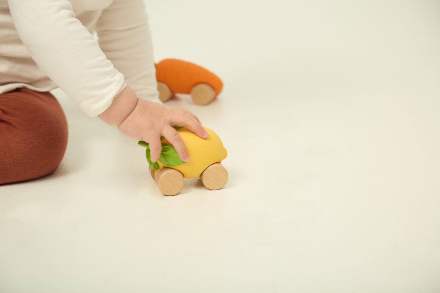 Lou The Lemon Baby Car