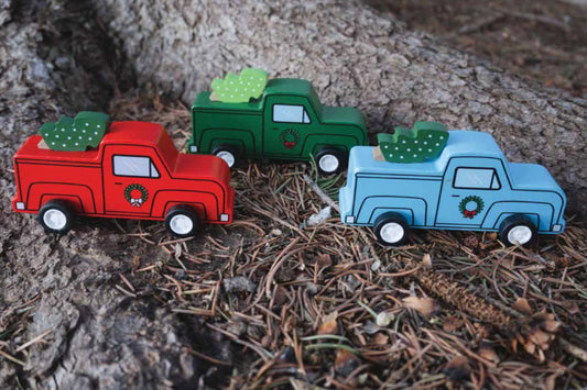Pull Back Christmas Tree Truck