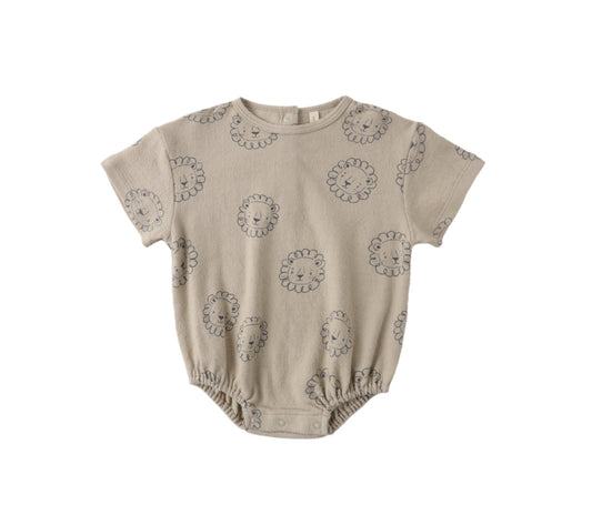 RELAXED SHORT SLEEVE BUBBLE ROMPER LION