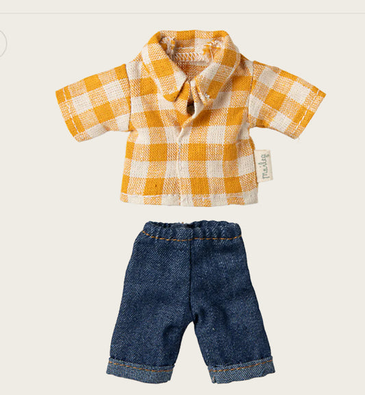 Dad mouse  Yellow checked shirt and pants