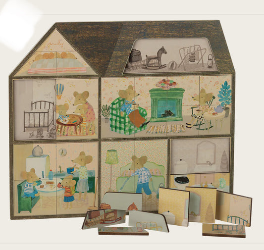 Mouse hole Farmhouse puzzle