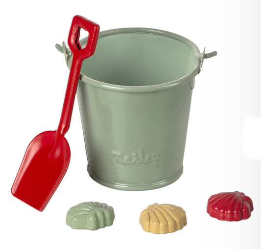 Beach set - Shovel, bucket and shells 11-1300-00