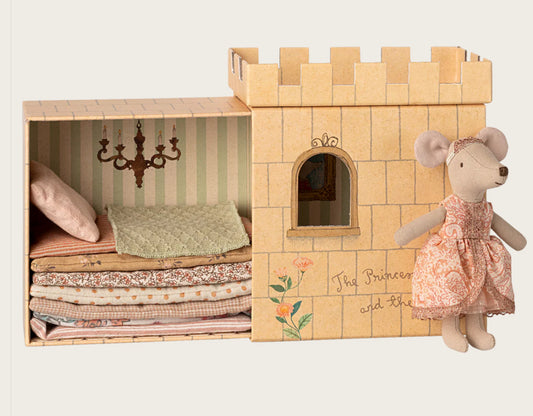 Princess and the Pea, Big Sister Mouse 17-5208-00
