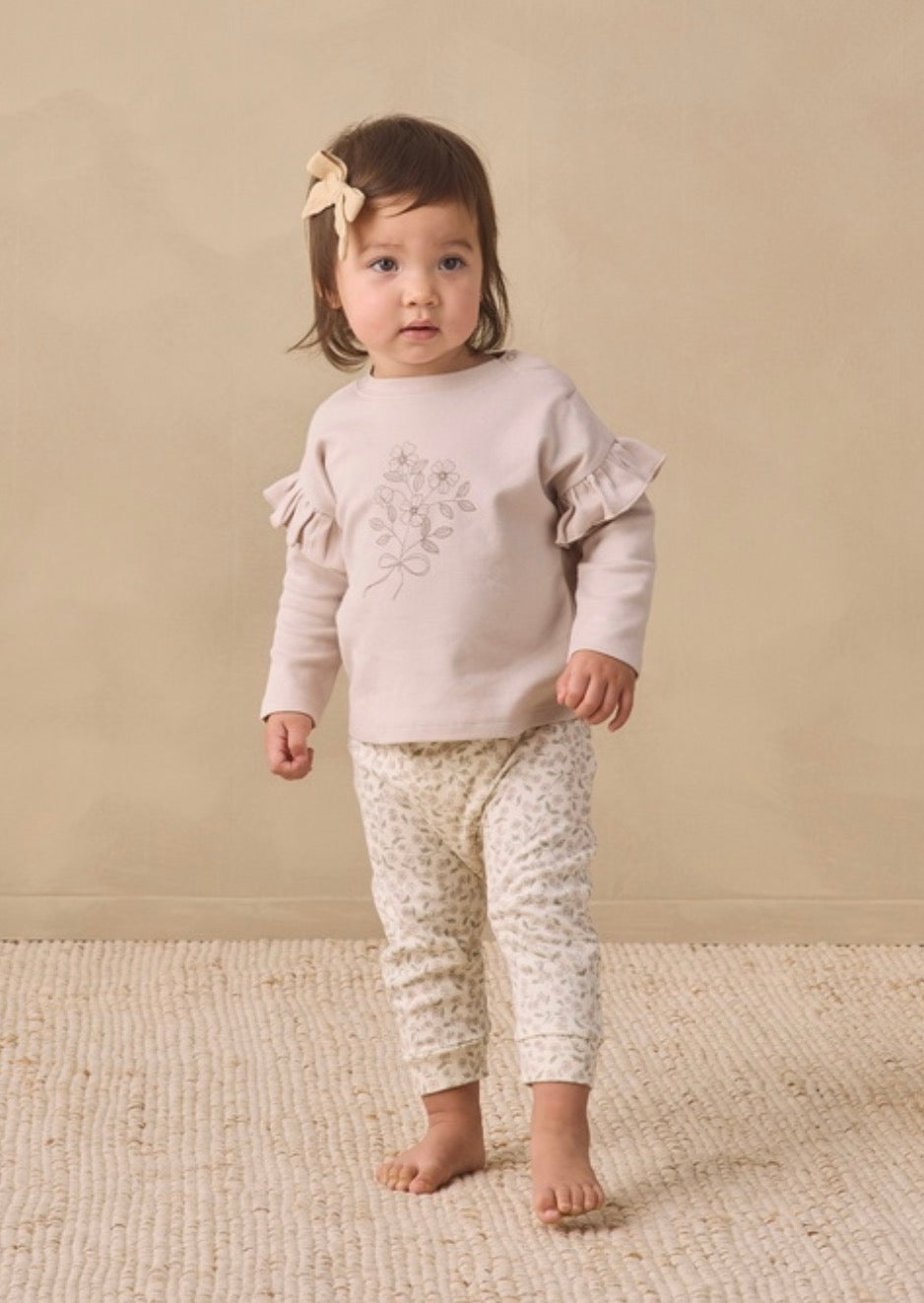 RUFFLE LONG SLEEVE TEE FLEUR + DRAWSTRING PANT FLORET