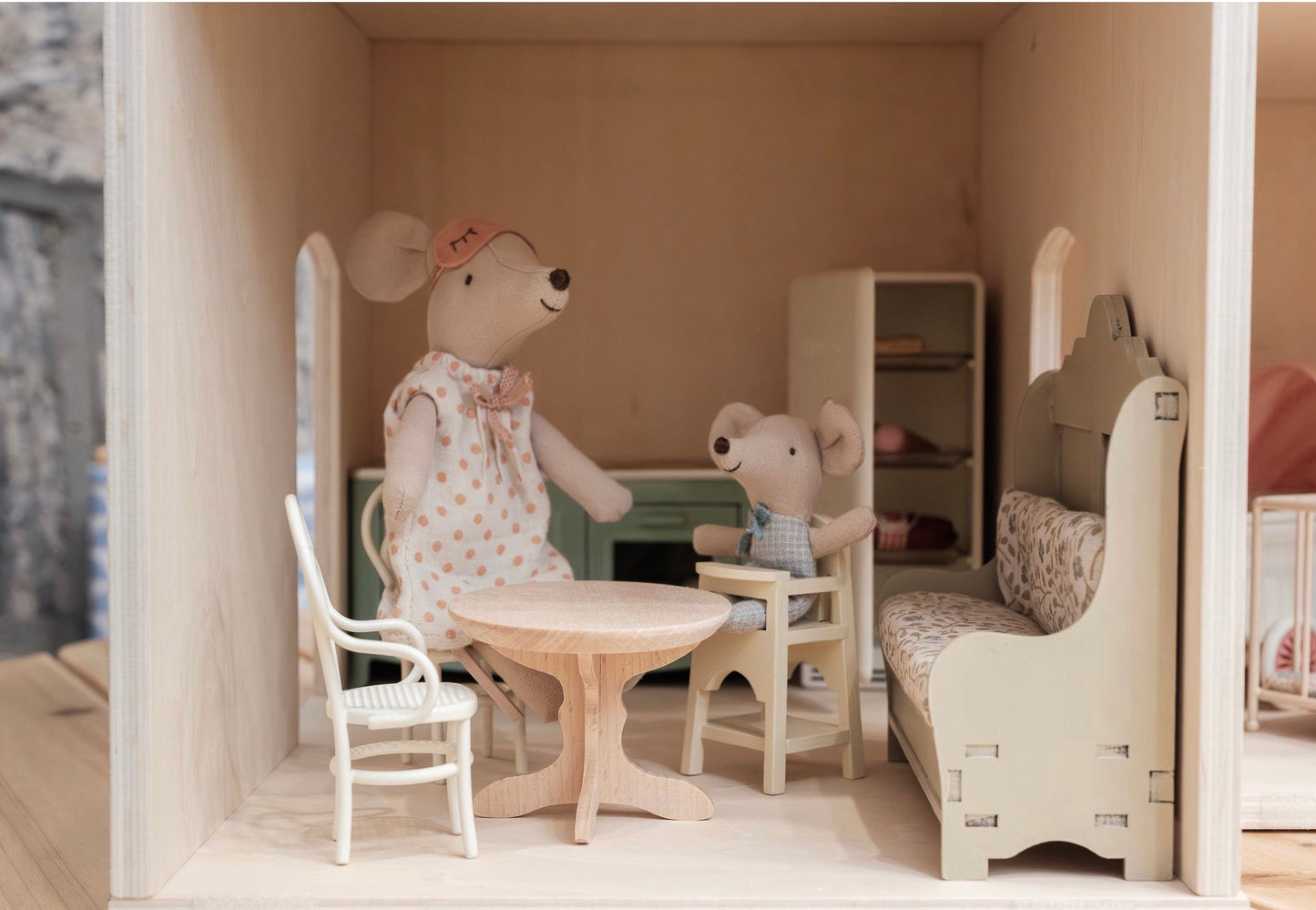 Maileg Mouse whole  Farmhouse Fully Furnished +Surprise Gift