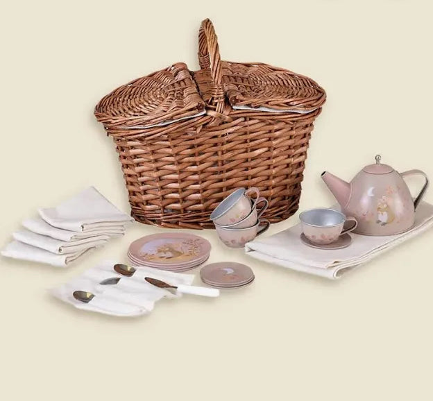 Tin Tea Set In a Wicker Case -Mouse