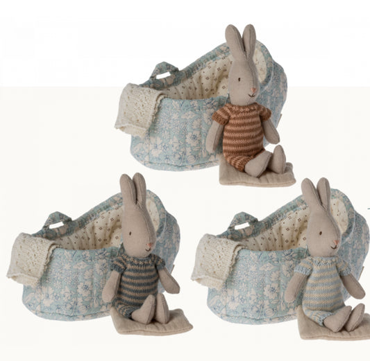 Rabbit in carry cot, Micro l