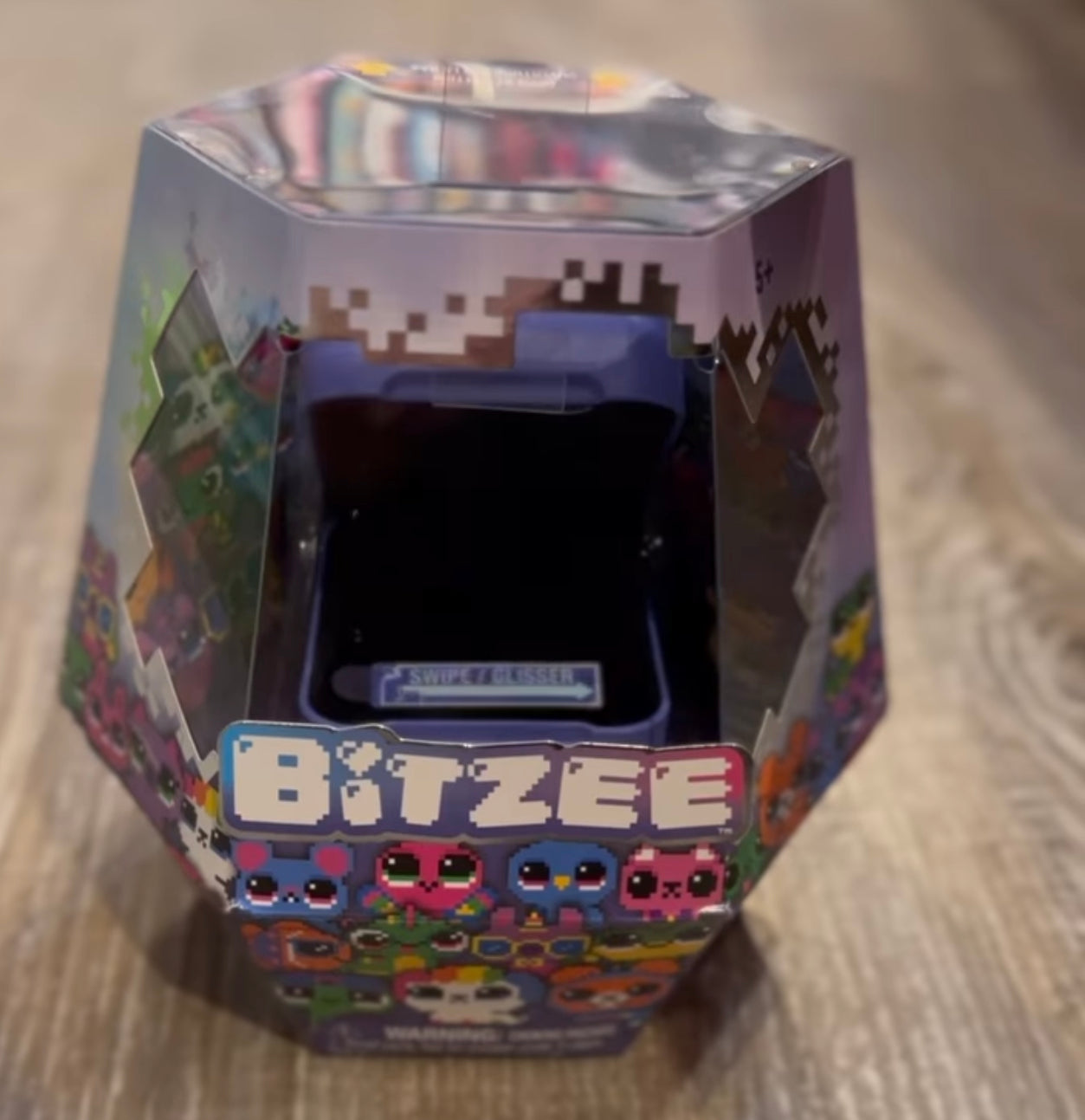 Bitzee - Interactive Digital Pet & Case with 15 Animals - Building Blocks