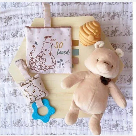 CLASSIC POOH - 4 Piece Gift Set